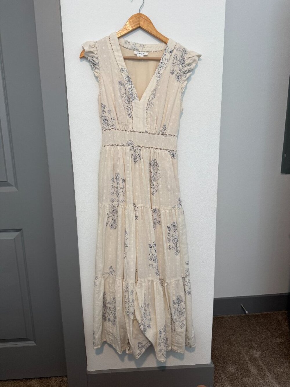 Lucky Brand 100% Cotton Floral Midi Dress Cream Blue Tiered Boho Size Medium